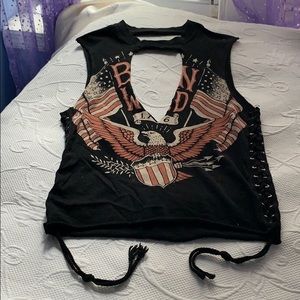 Cutout top